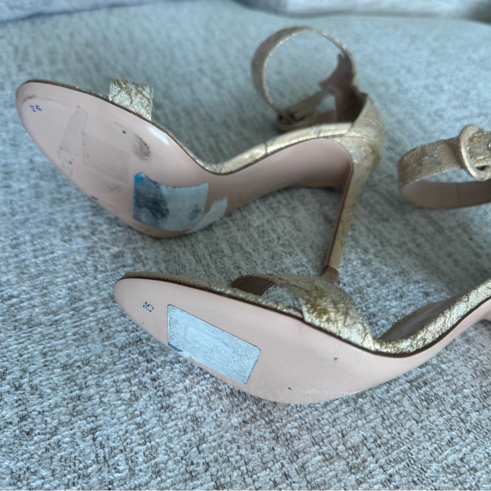 Gianvito Rossi cloth gold sandals Portofino 105 - Picture 9 of 9